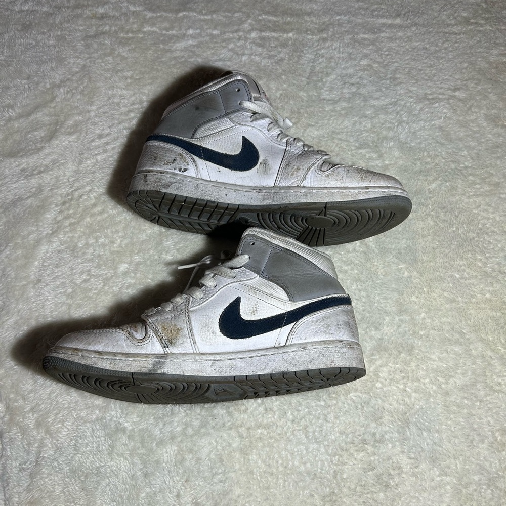 Nike‎ Jordan 1 Mid Paris Hightop White/Grey Size 9